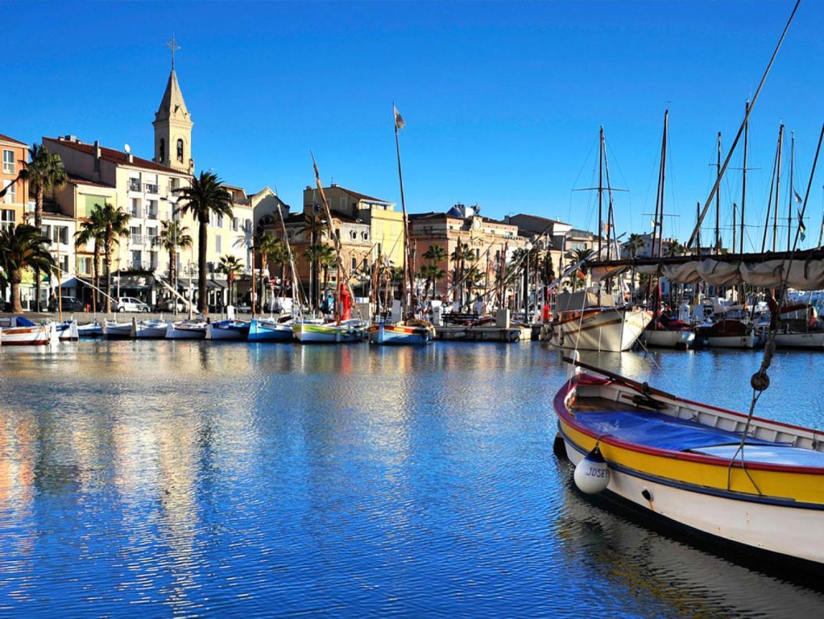 Escapade A Sanary, Au Coeur Du Village, 200M Du Port,Clim,Wifi,Parking Zewnętrze zdjęcie